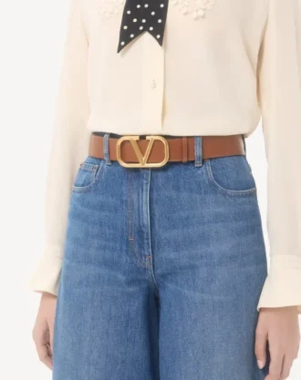 Parlak Dana Derisinden Üretilmiş Çift Taraflı Vlogo İmza Kemer 40 Mm