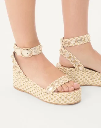 Rockstud Düz Platformlu Lamine Nappa Deri Sandal 45 mm