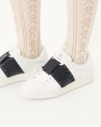 Rockstud Untitled Sneaker, Tonlu Çivili Dana Derisi