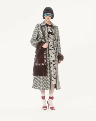 Valentino Garavani Nellcôte Süet Omuz Çantası, Püsküllü