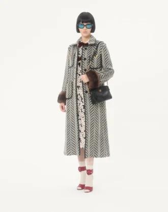 Valentino Garavani Panthea Chevron Desenli Nappa Deri Küçük Omuz Çantası