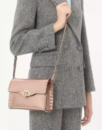 Valentino Garavani Rockstud Küçük Çapraz Çanta, Lamine Grainy Dana Derisi