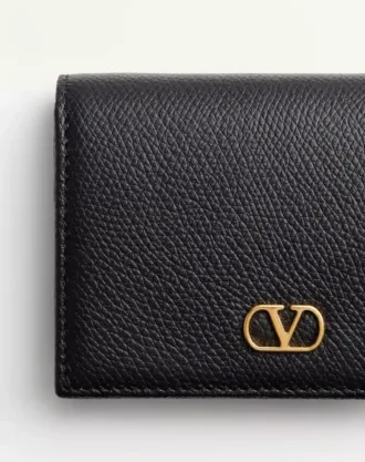 VLogo Signature Grainy Calfskin Cüzdan